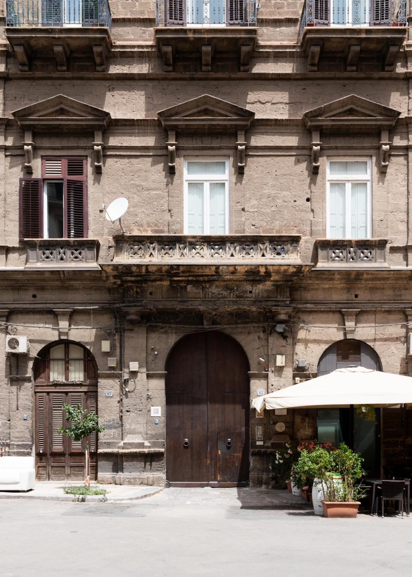 Casa Amari - Dimora Sicula Apartment Palermo Luaran gambar